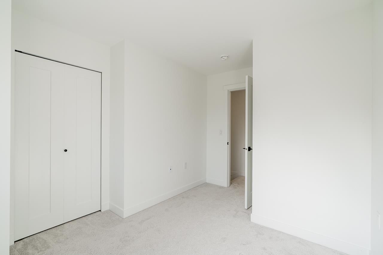 14 - 10527 155 STREET Image 36