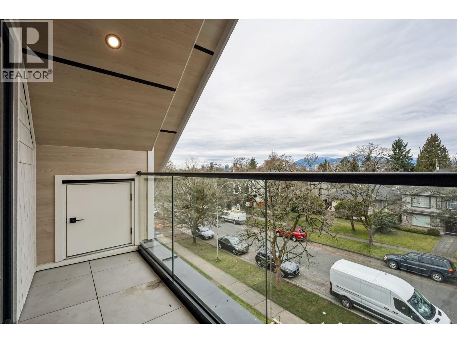 1 - 448 20 AVENUE Image 20