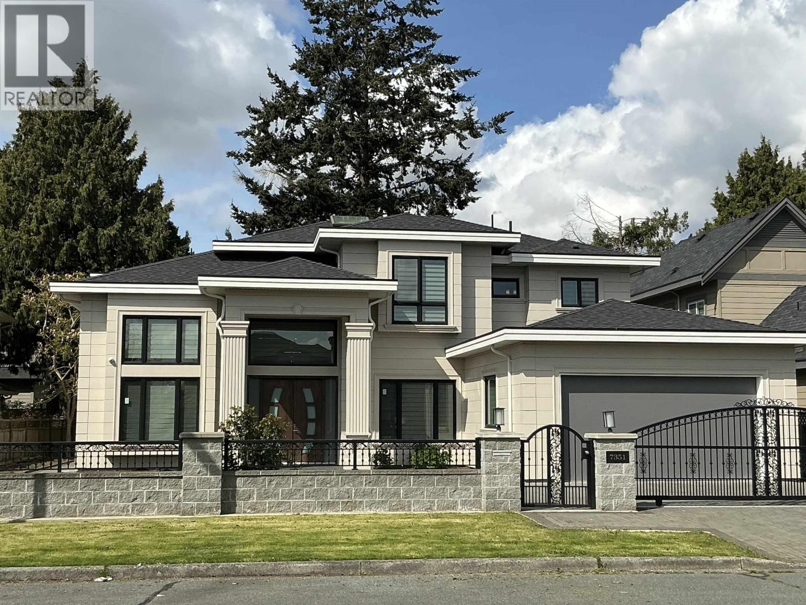 7351 LINDSAY Road, Richmond, British Columbia V7C 3M7
