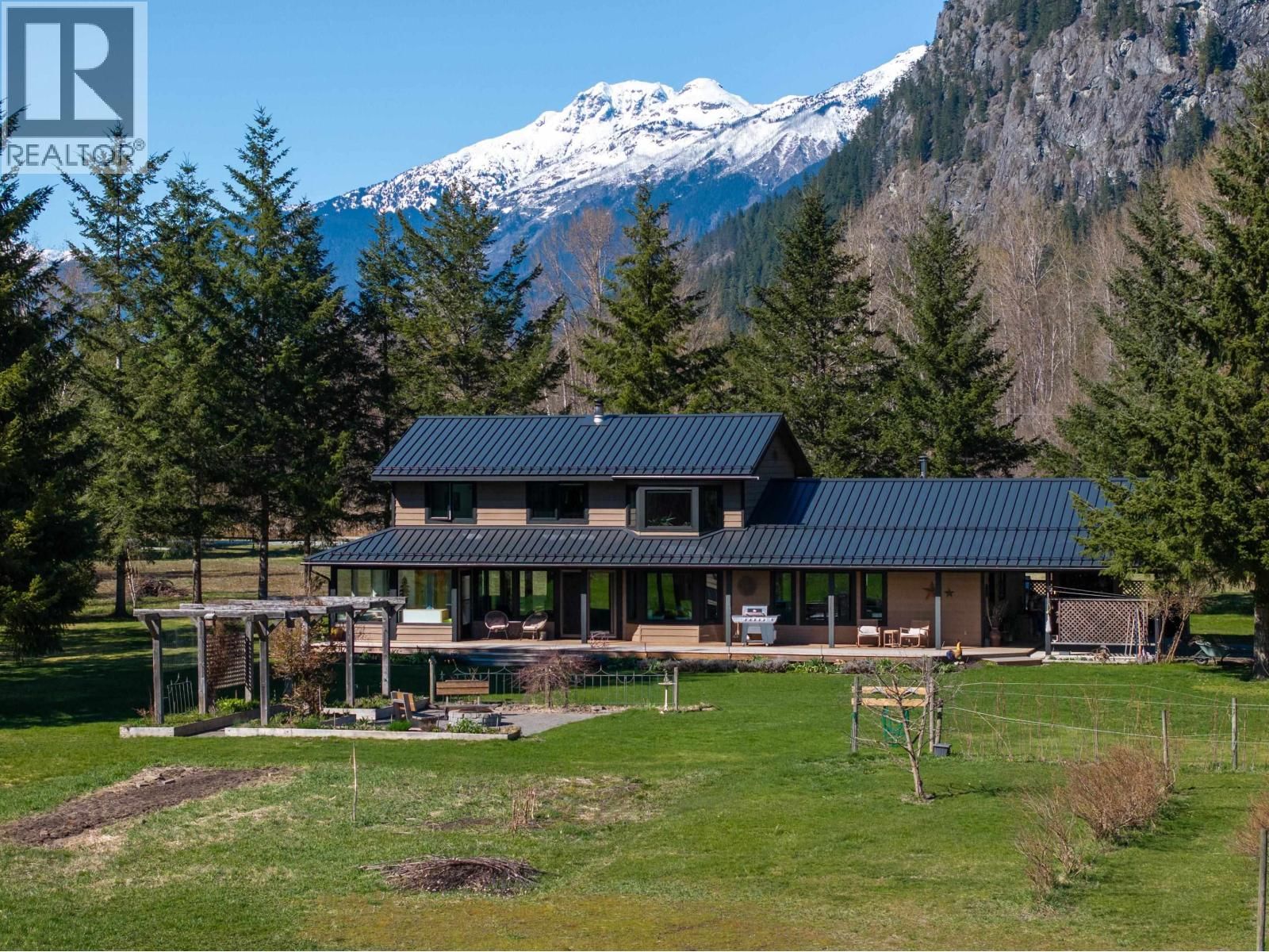 780 GREEN ROAD Image 1