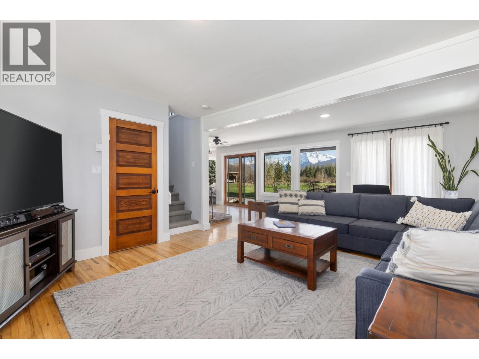 780 GREEN ROAD Image 10