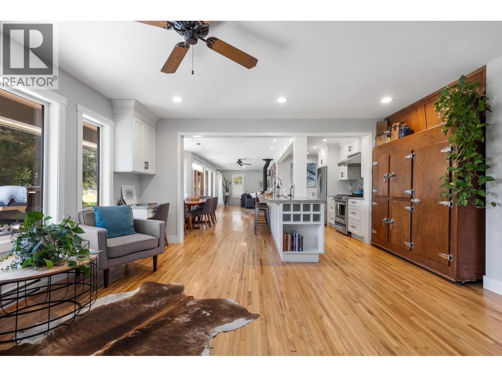 780 GREEN ROAD Image 11