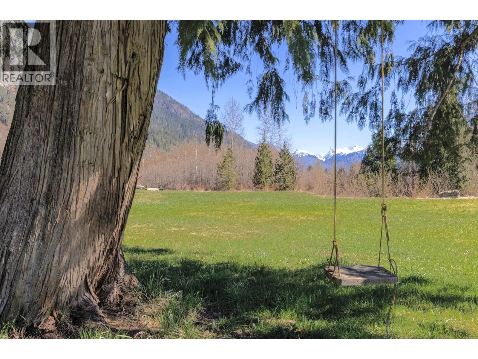 780 GREEN ROAD Image 18