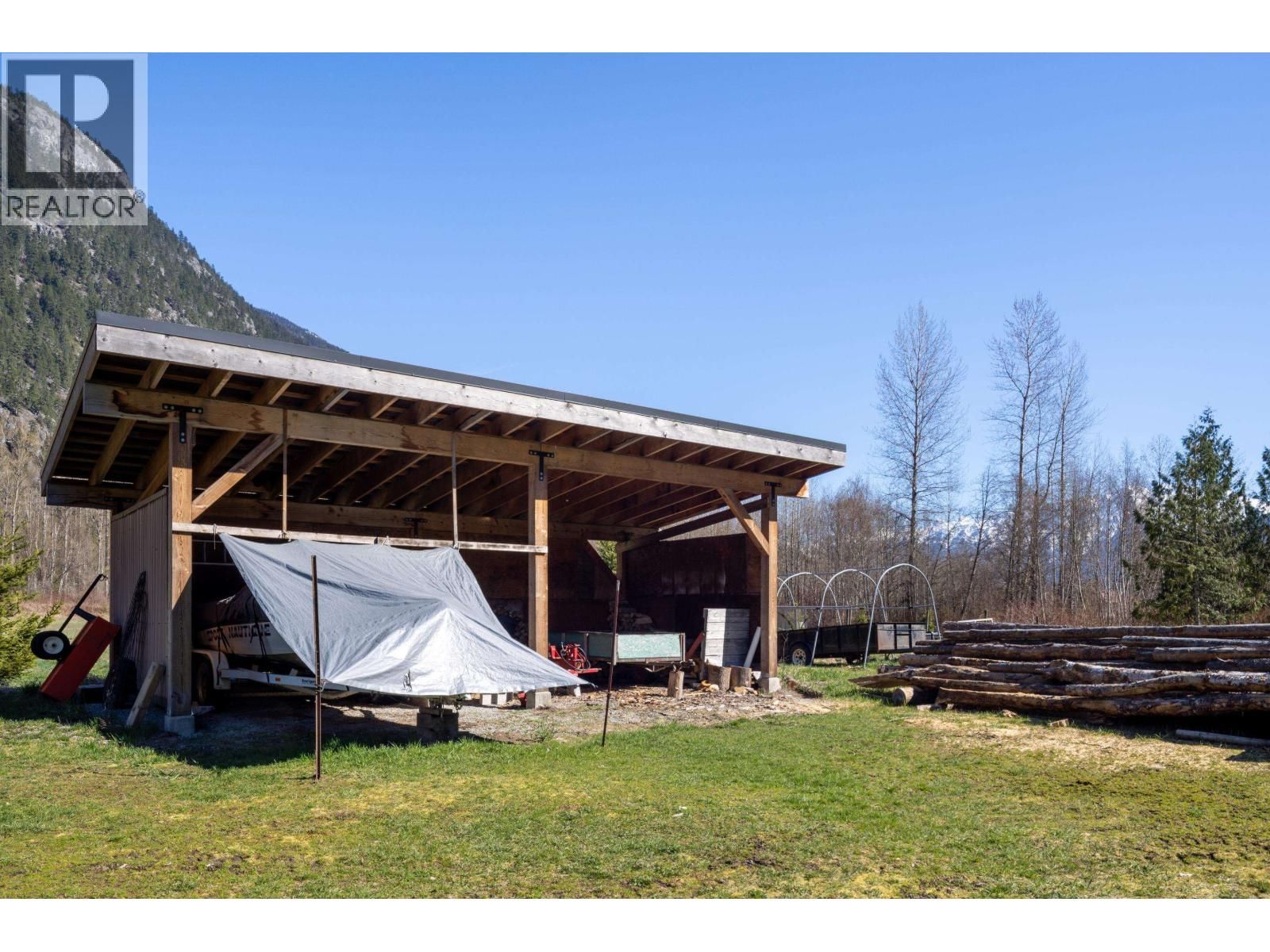 780 GREEN ROAD Image 31