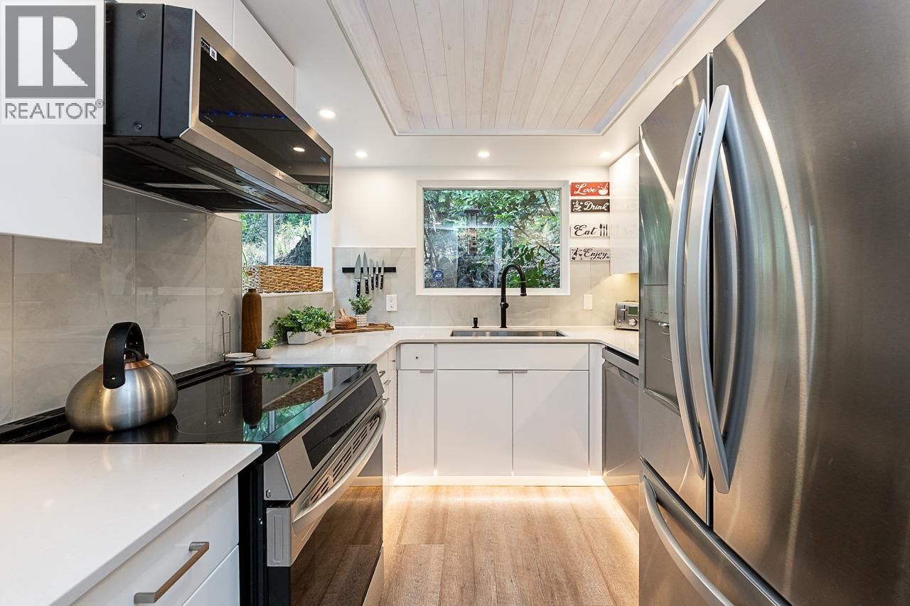 3398 WILLIAM AVENUE Image 12