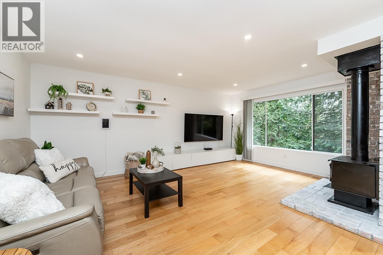 3398 WILLIAM AVENUE Image 3