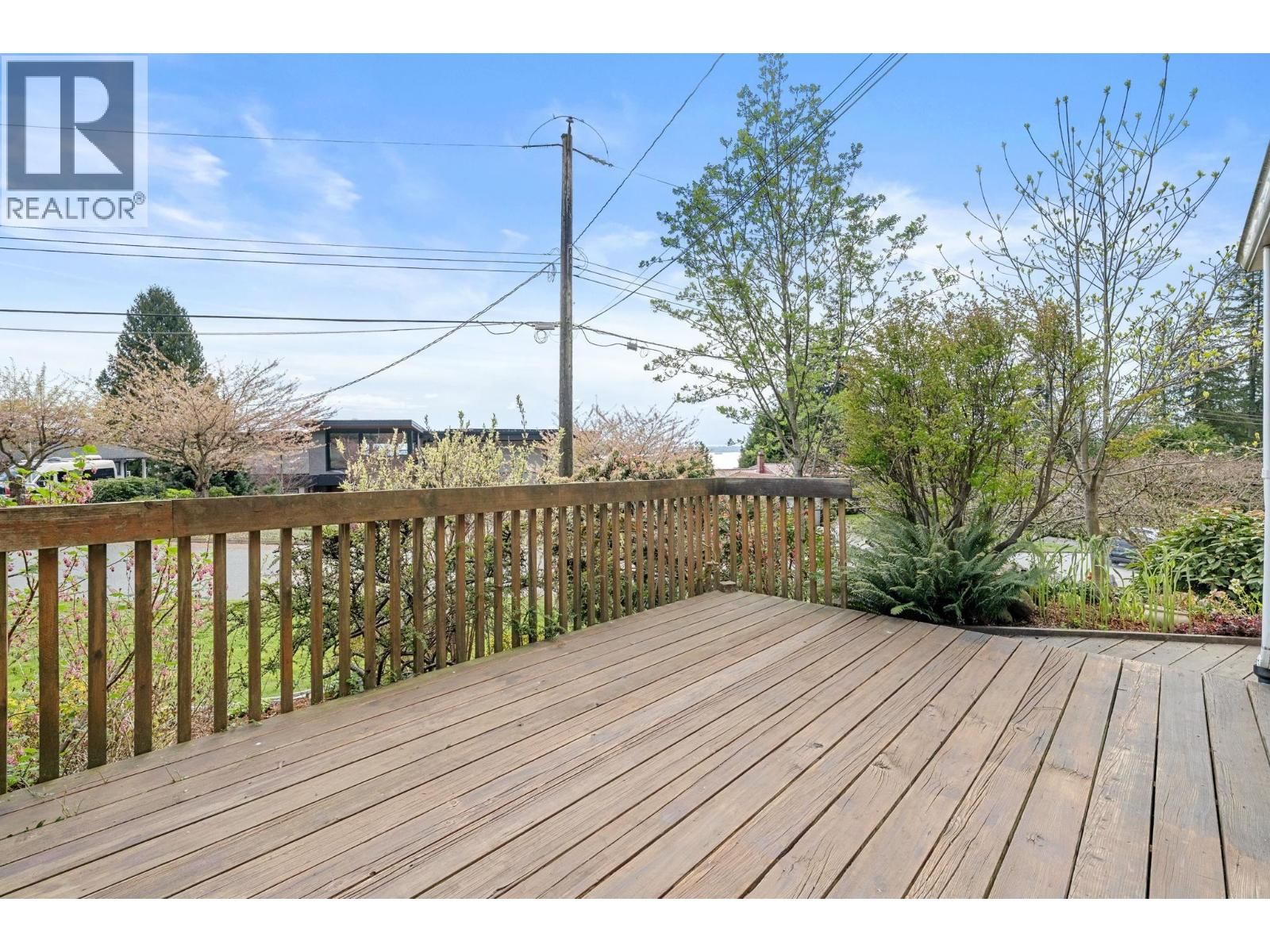 234 RONDOVAL CRESCENT Image 14