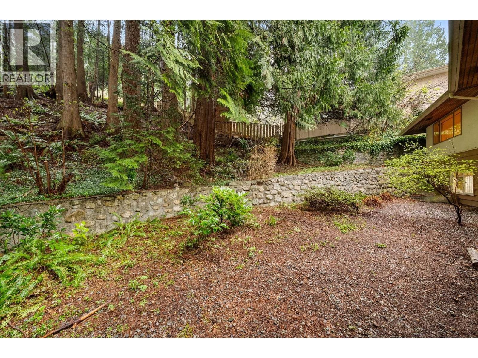 234 RONDOVAL CRESCENT Image 34