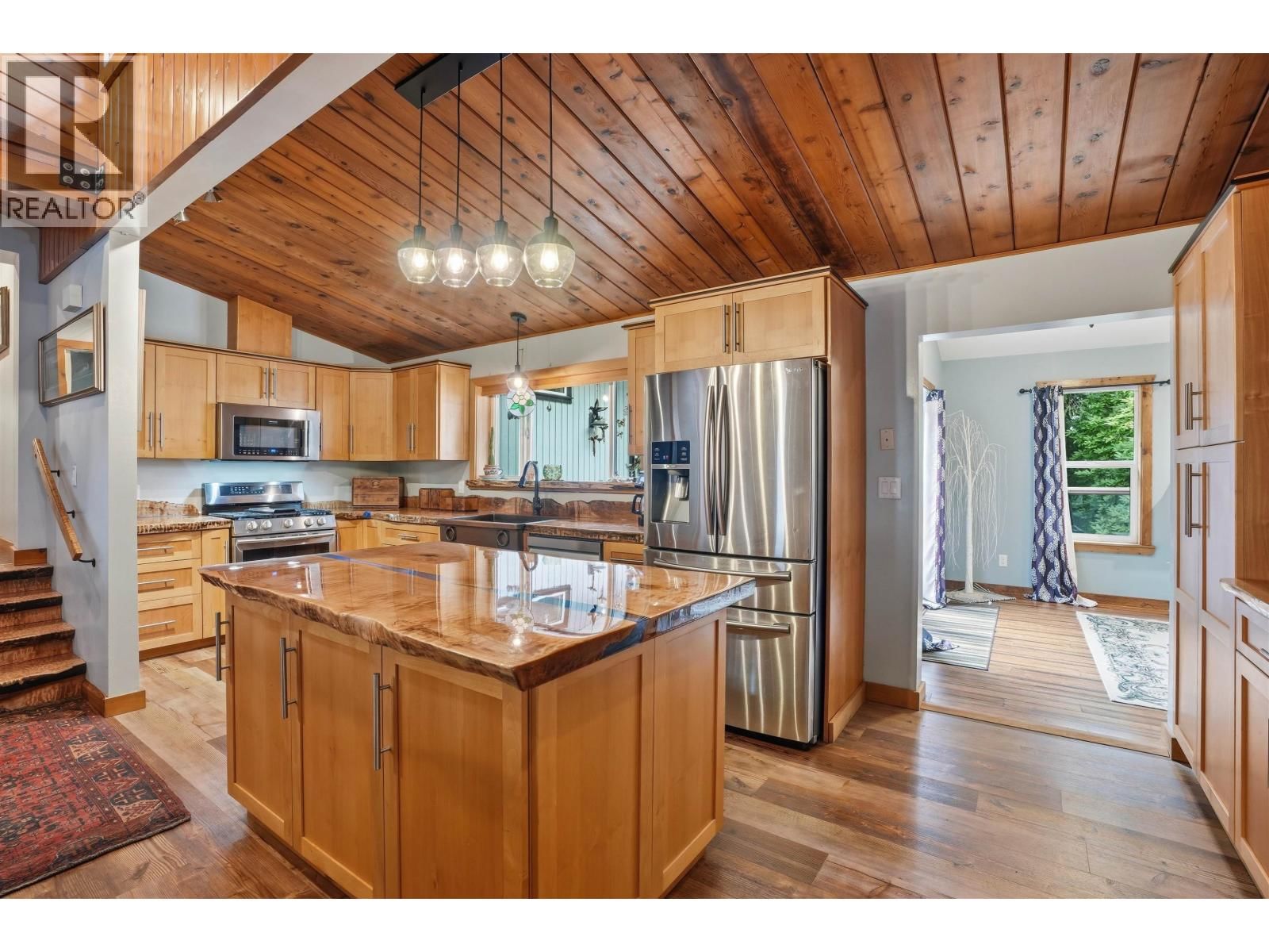 8099 NORTHWOOD ROAD Image 8