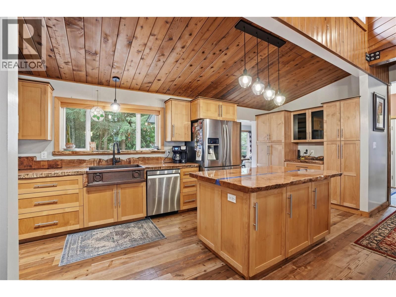 8099 NORTHWOOD ROAD Image 9