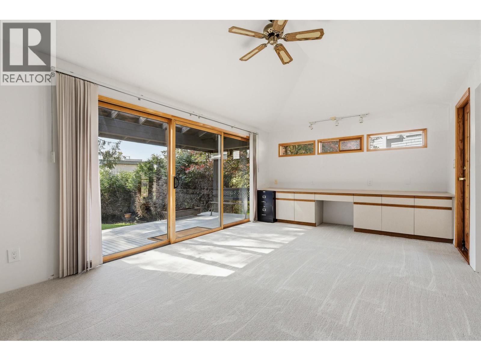 2493 HAYWOOD AVENUE Image 13