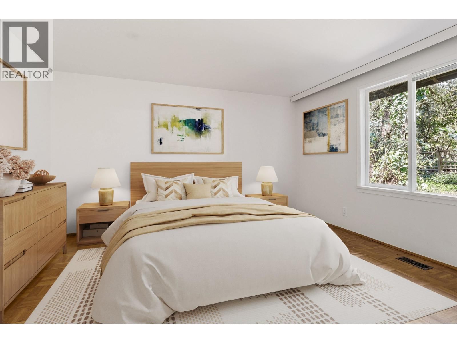 2493 HAYWOOD AVENUE Image 17