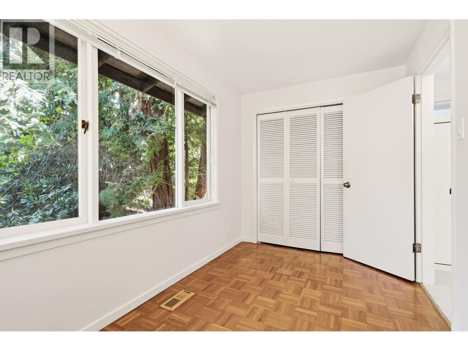 2493 HAYWOOD AVENUE Image 22