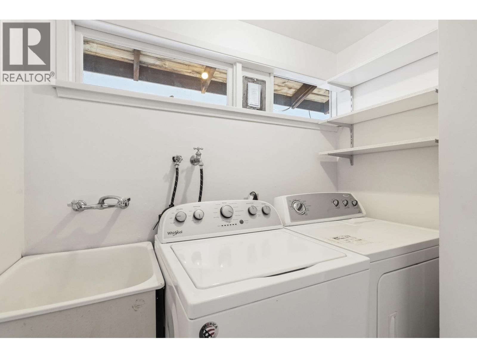 2493 HAYWOOD AVENUE Image 29