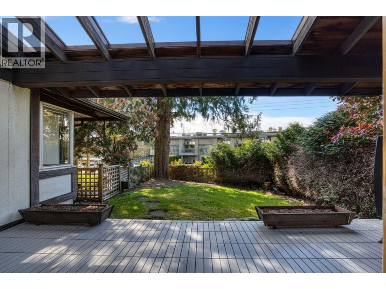 2493 HAYWOOD AVENUE Image 32