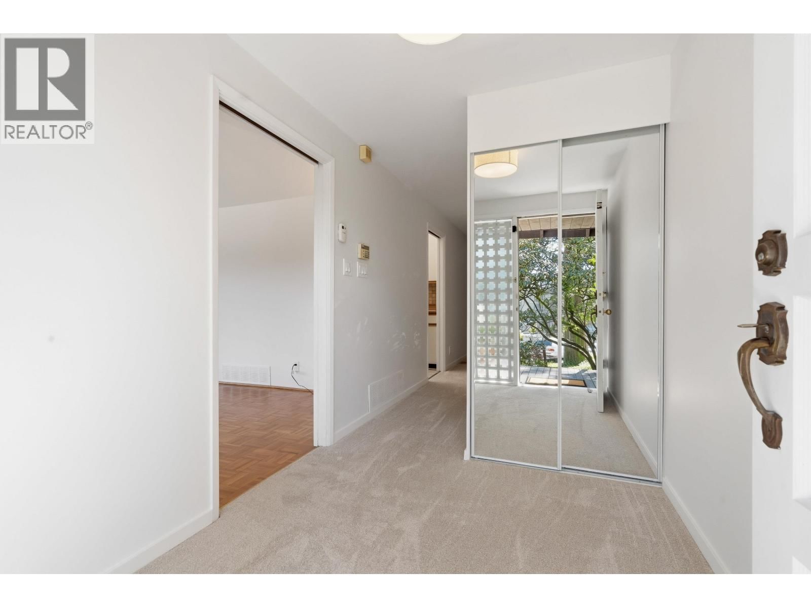 2493 HAYWOOD AVENUE Image 6