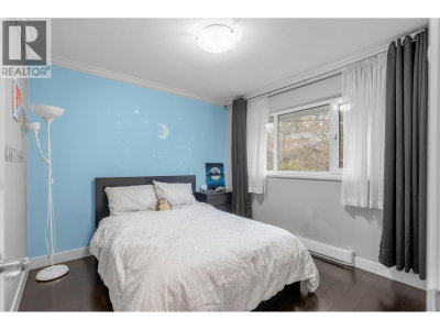 937 THERMAL Drive | Coquitlam British Columbia | Slide Image Twelve
