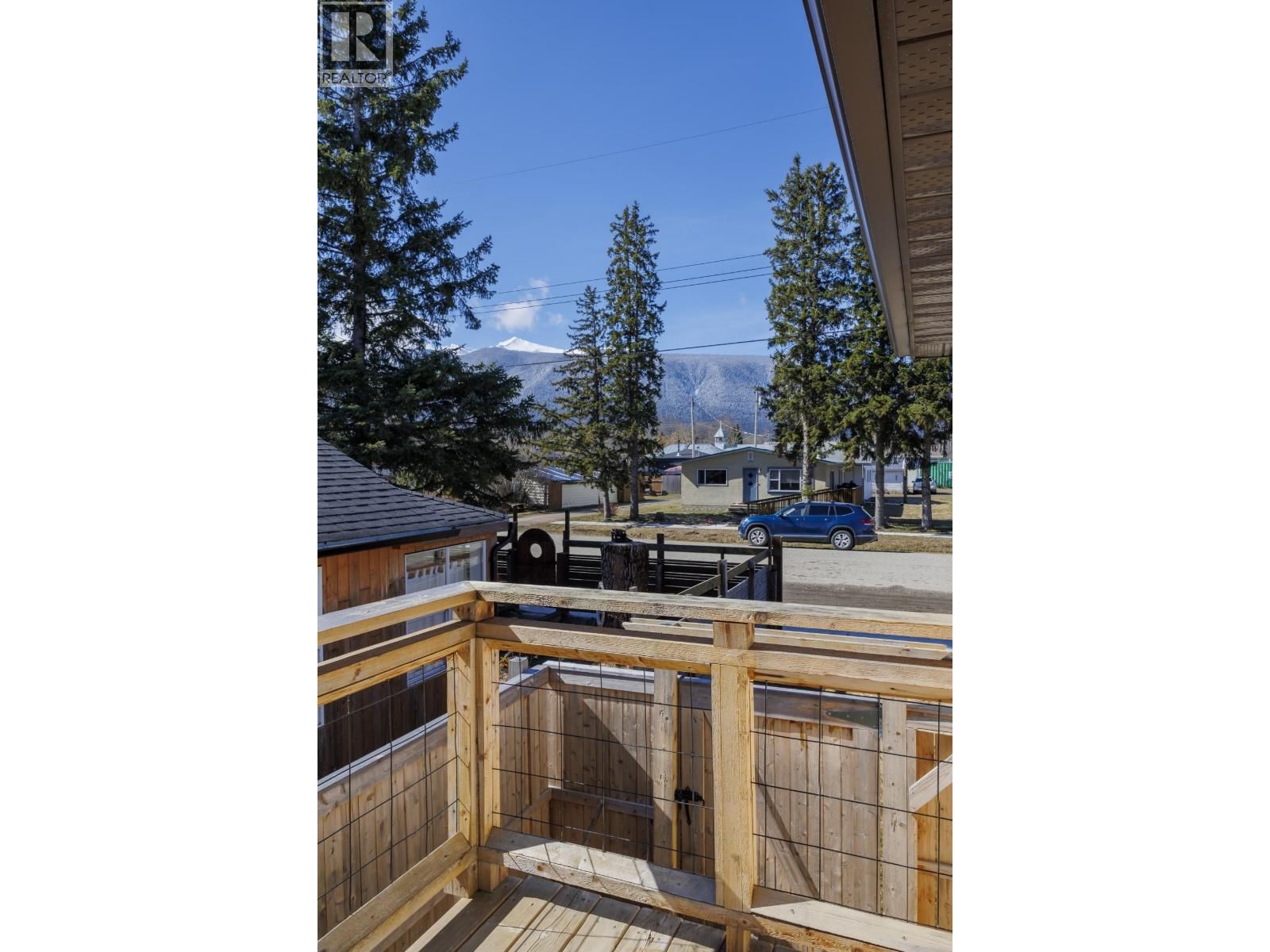 1128 3RD AVENUE Image 10