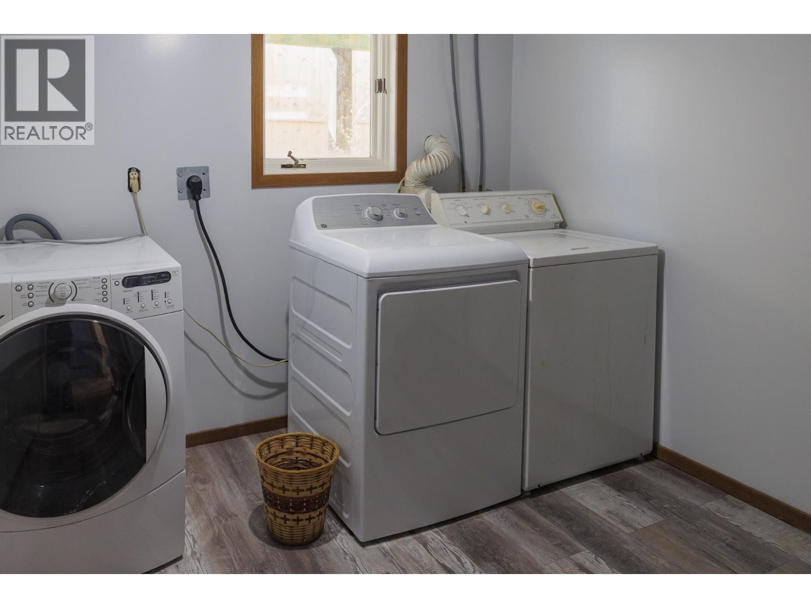 1128 3RD AVENUE Image 24