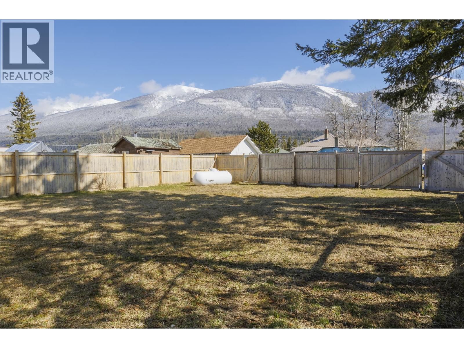 1128 3RD AVENUE Image 29