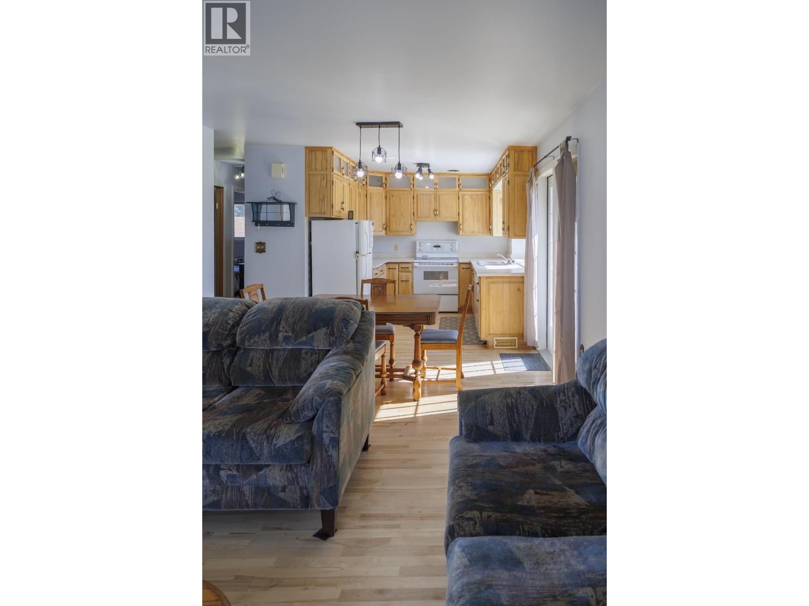 1128 3RD AVENUE Image 6