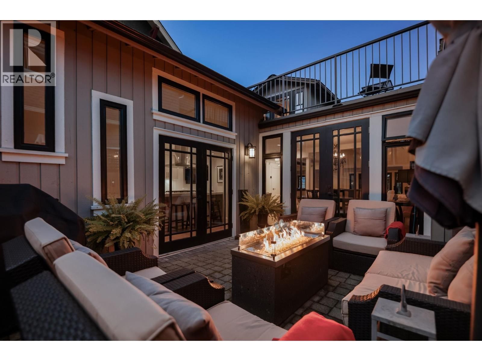 3814 11 AVENUE Image 1