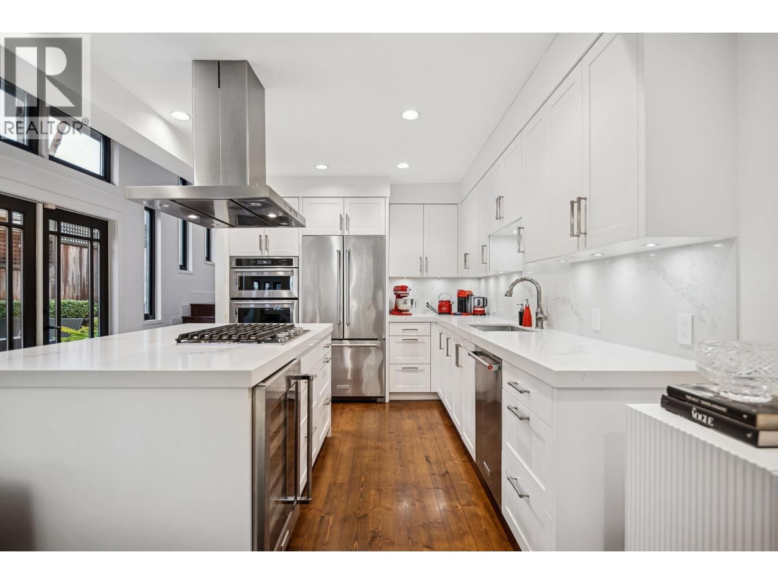 3814 11 AVENUE Image 15