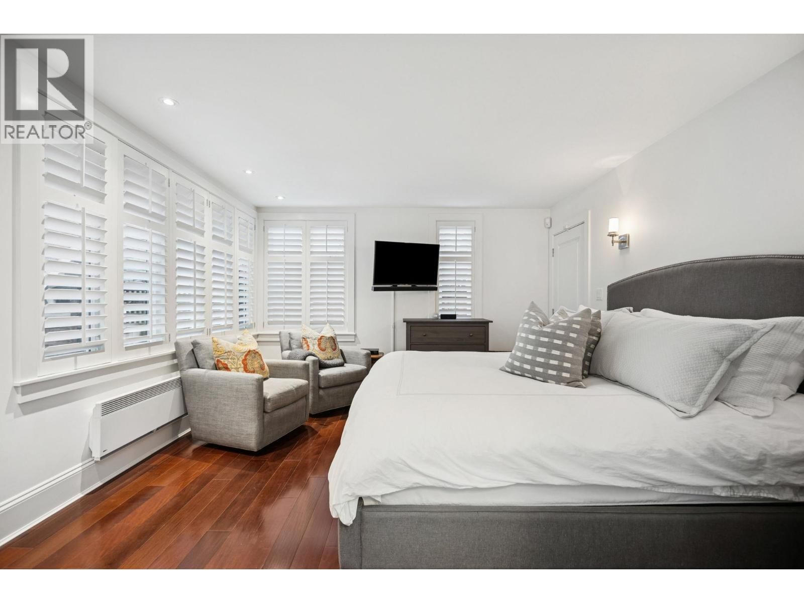 3814 11 AVENUE Image 18