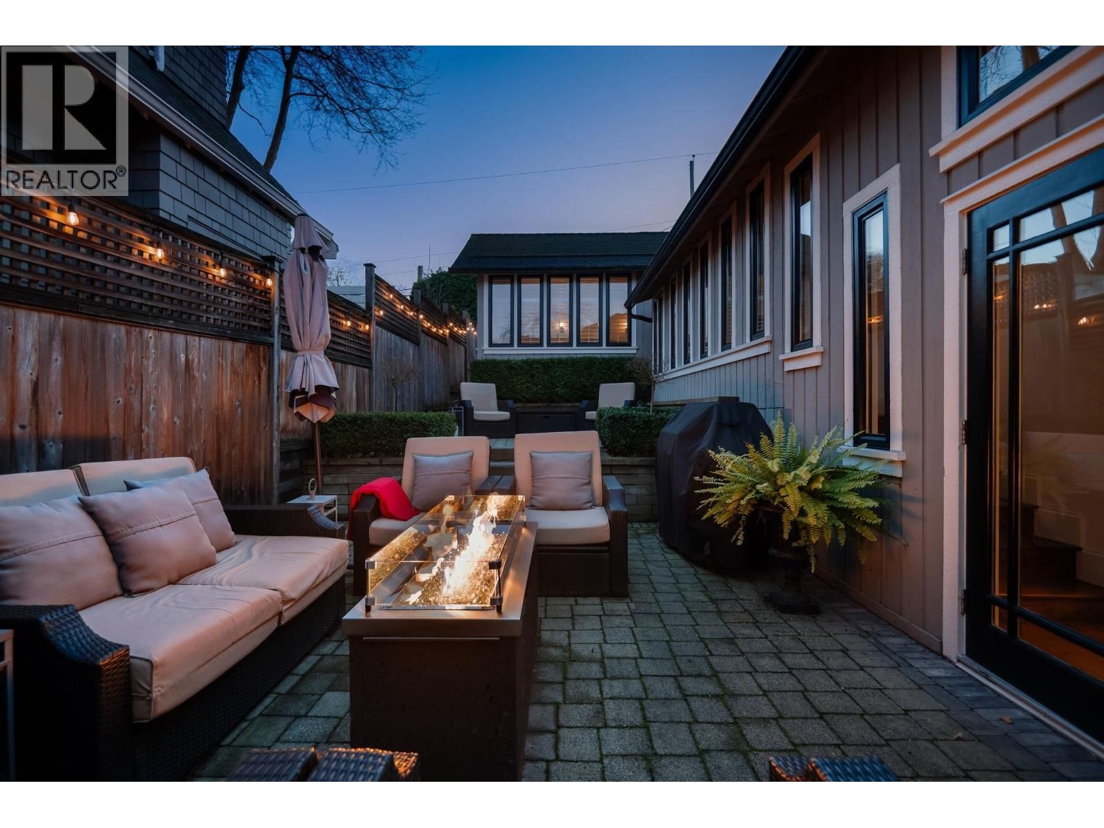 3814 11 AVENUE Image 2