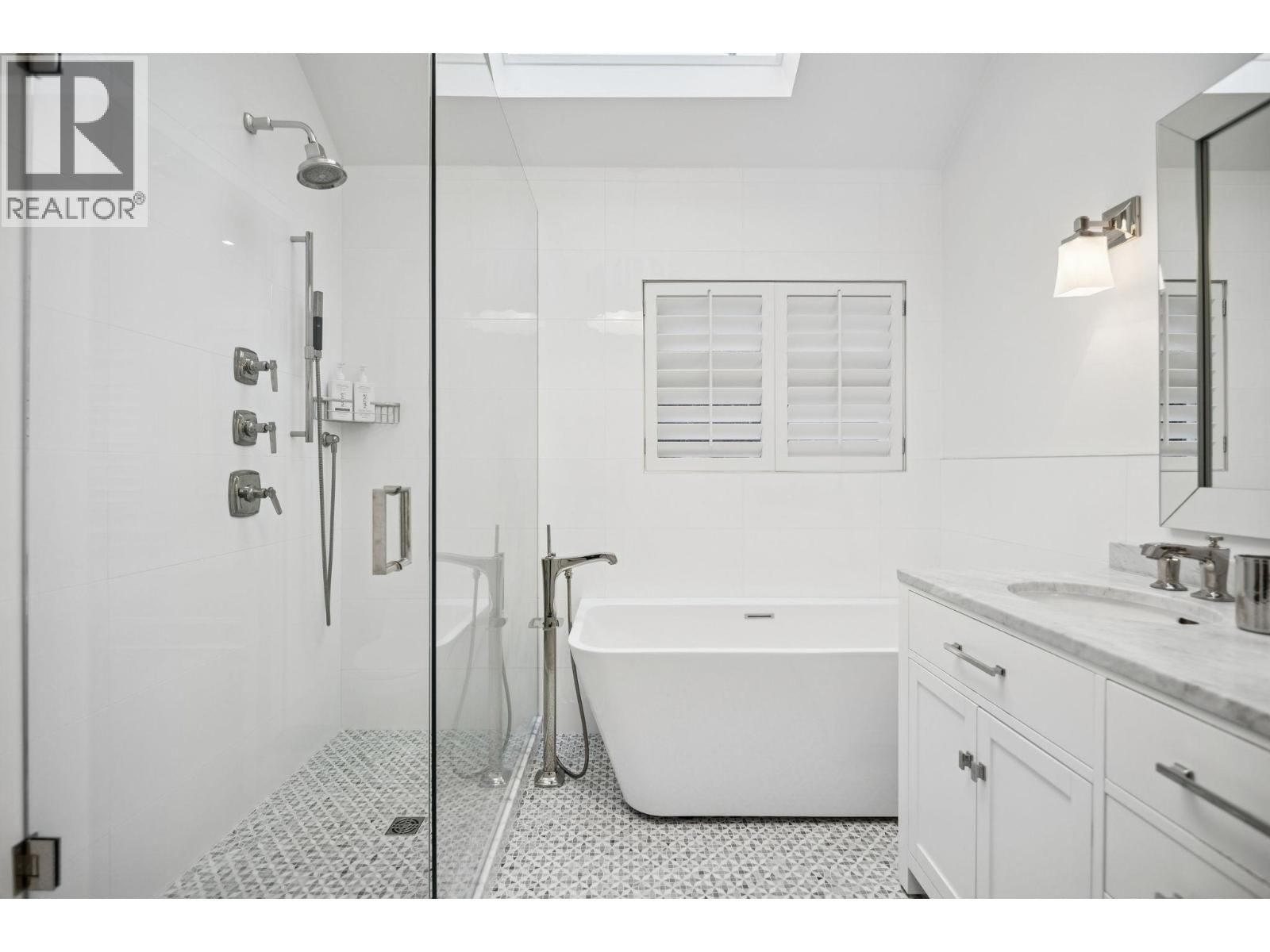 3814 11 AVENUE Image 20