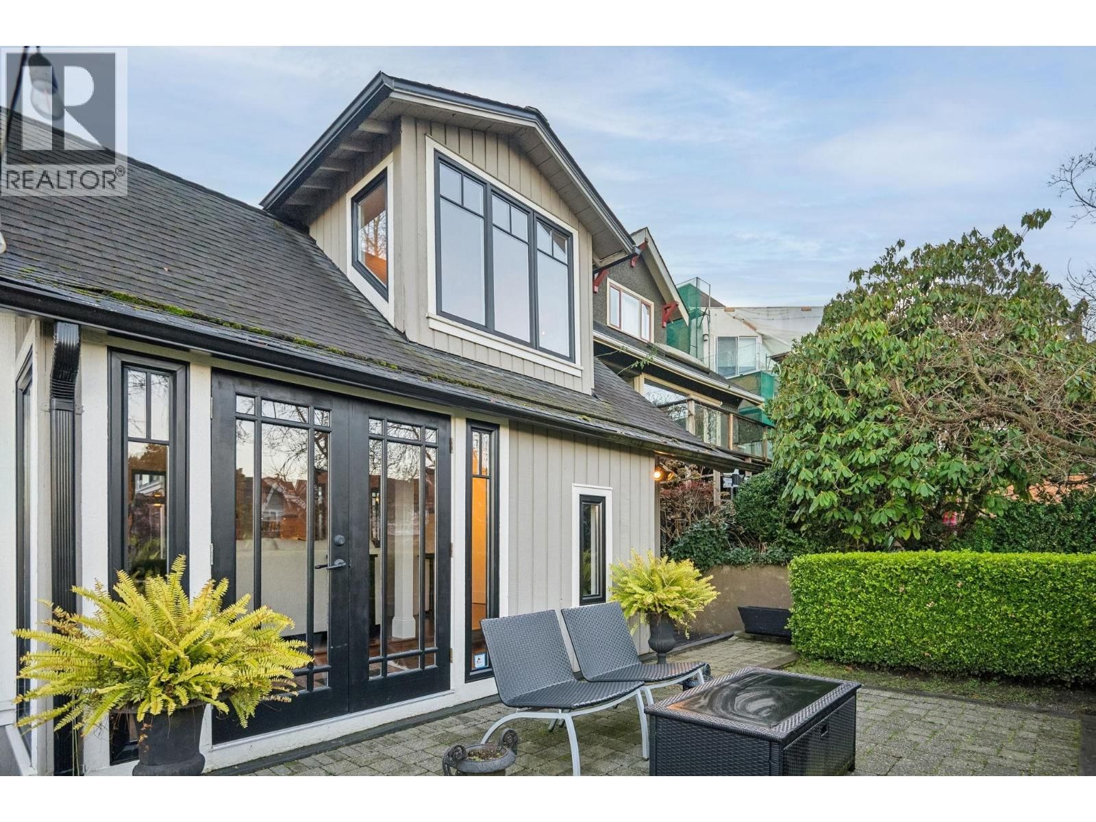 3814 11 AVENUE Image 27