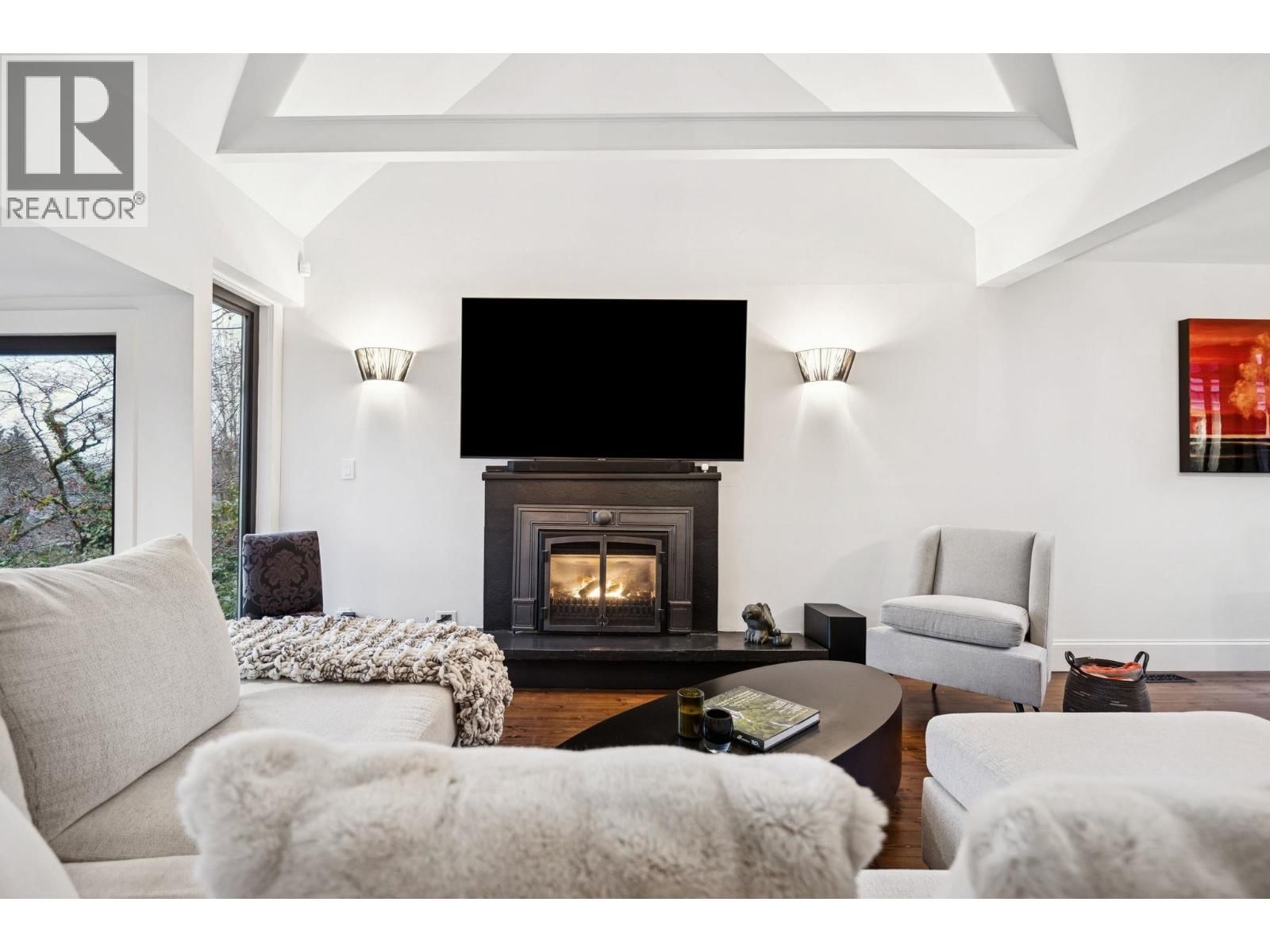 3814 11 AVENUE Image 6