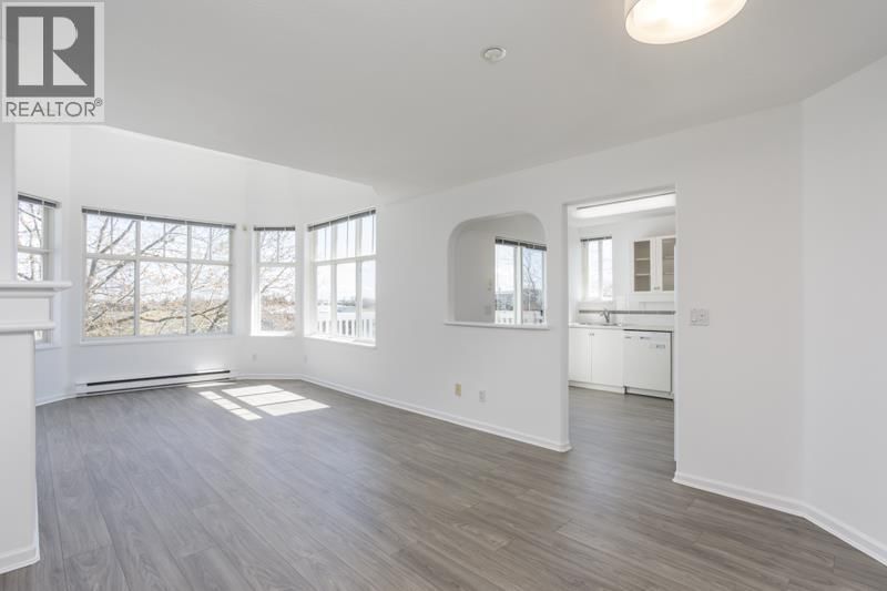 429 - 12633 NO. 2 ROAD Image 2