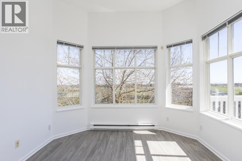 429 - 12633 NO. 2 ROAD Image 5