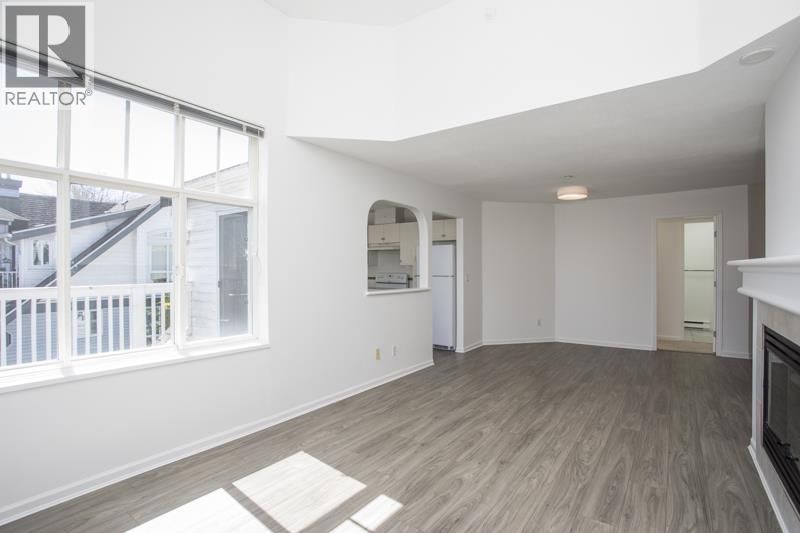 429 - 12633 NO. 2 ROAD Image 9