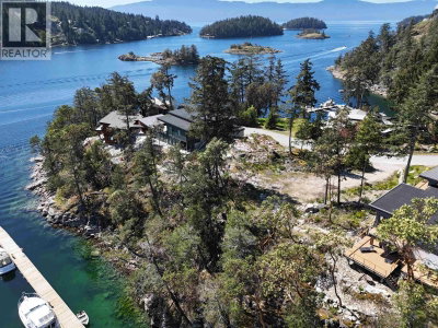 LOT 19 PINEHAVEN Way | Pender Harbour British Columbia | Slide Image Three