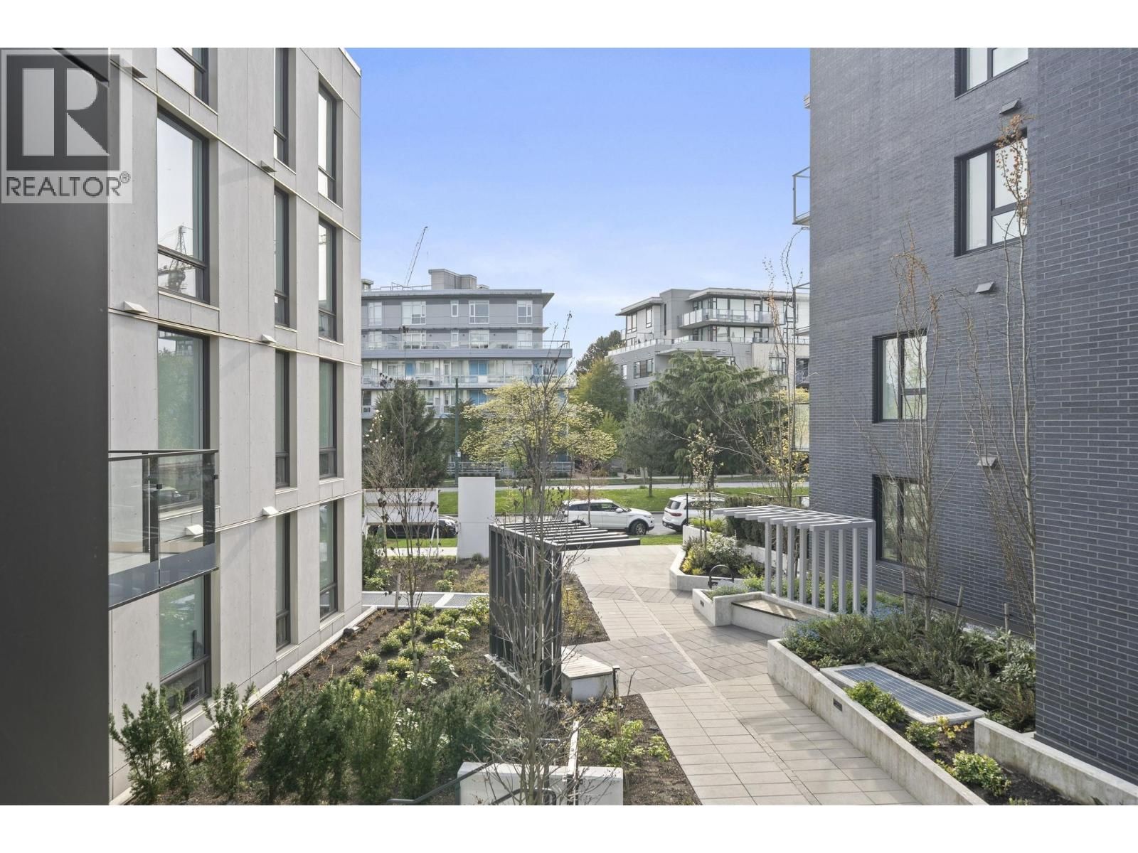 106 - 5212 CAMBIE STREET Image 20