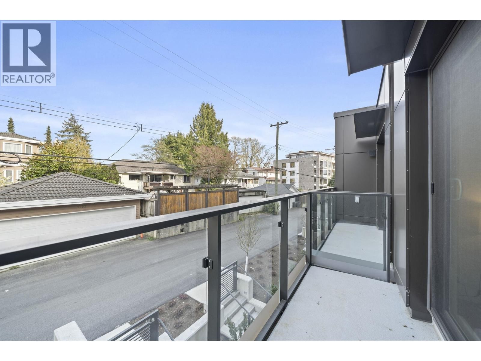 106 - 5212 CAMBIE STREET Image 22