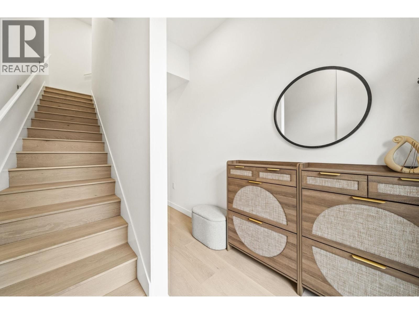 106 - 5212 CAMBIE STREET Image 23