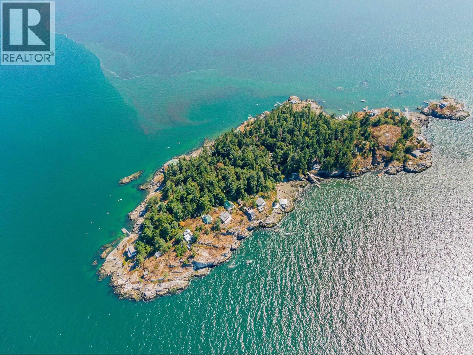 16 PASSAGE Island, West Vancouver, British Columbia V7W 1V7