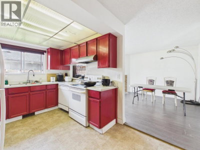 6220 LYNAS Lane | Richmond British Columbia | Slide Image Nine