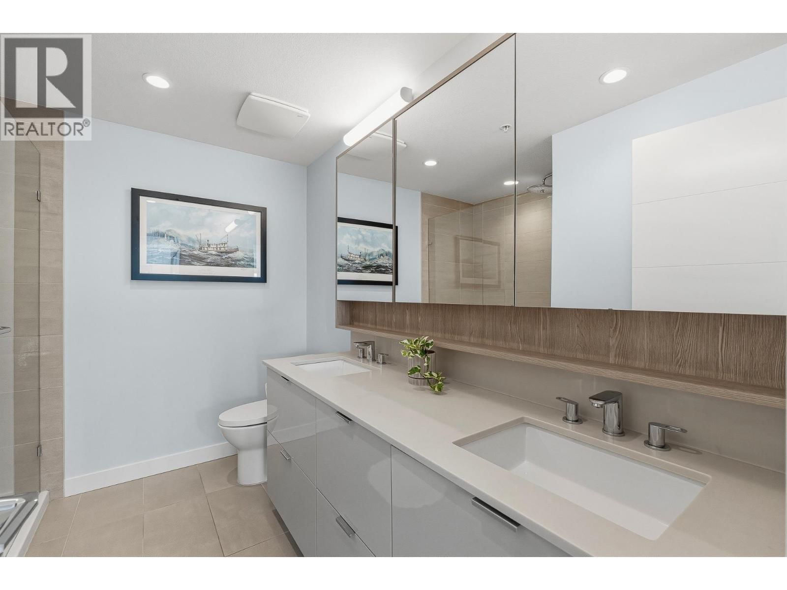 TH3 - 108 8TH STREET Image 16