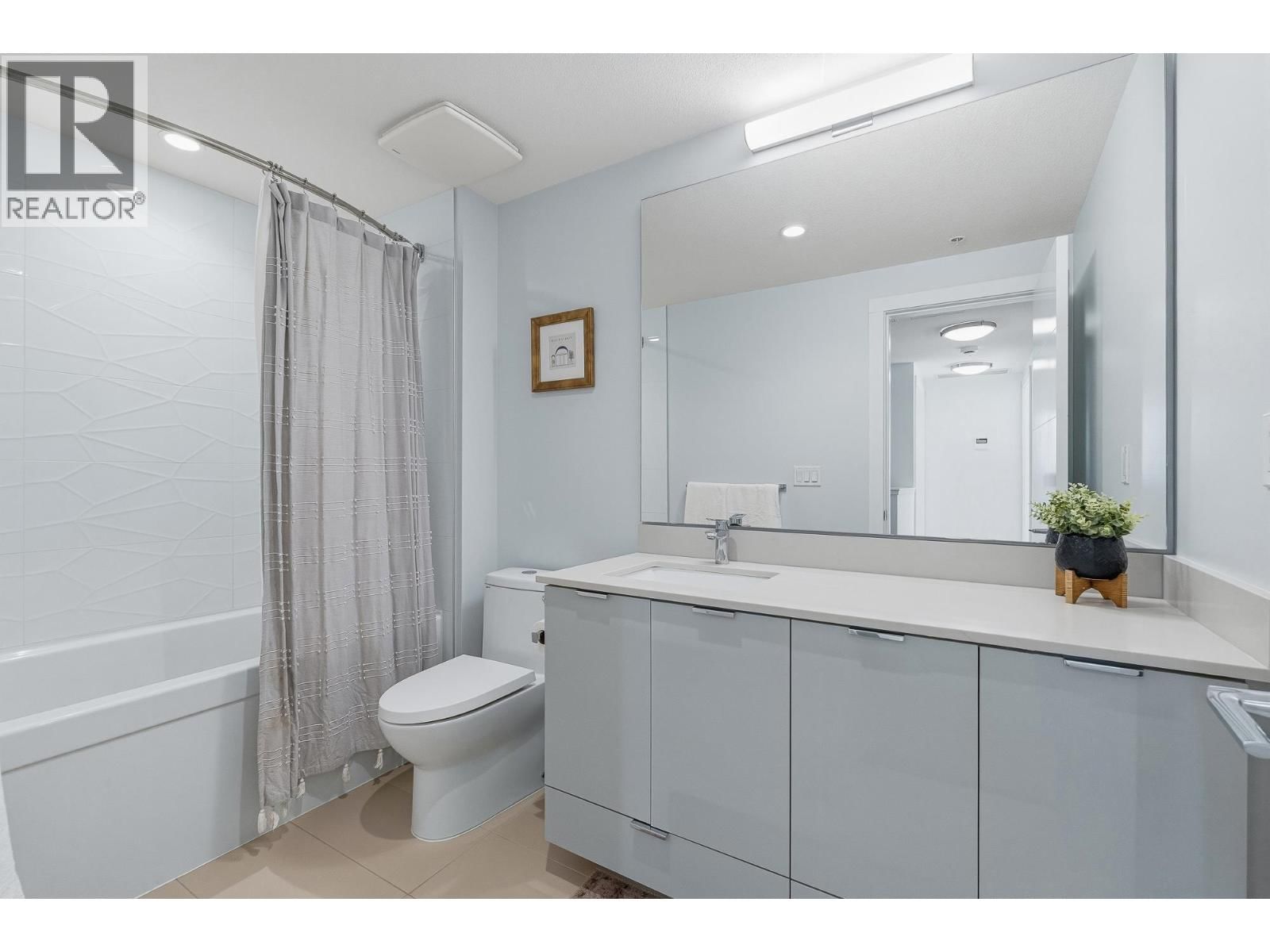 TH3 - 108 8TH STREET Image 20