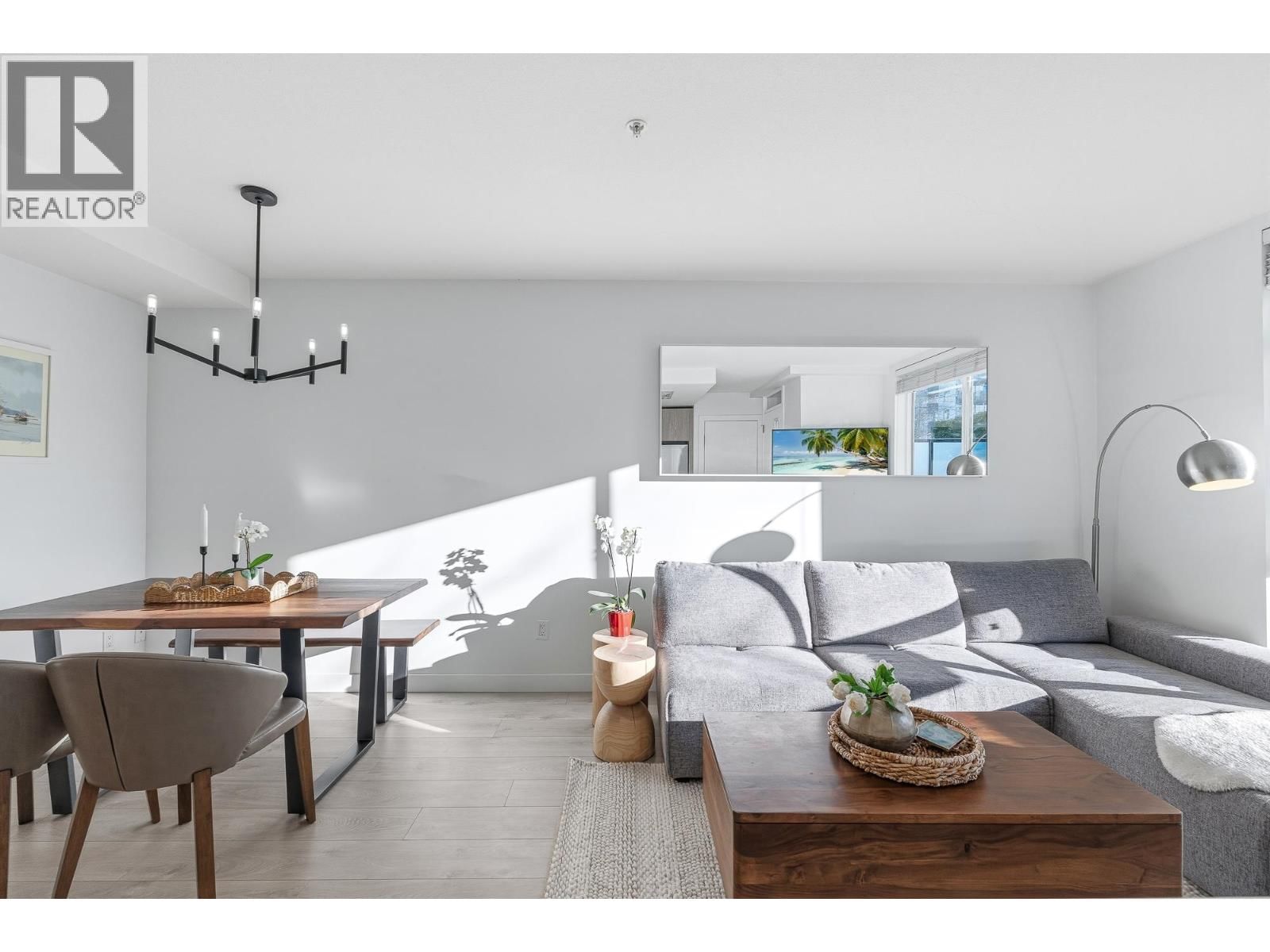 TH3 - 108 8TH STREET Image 6