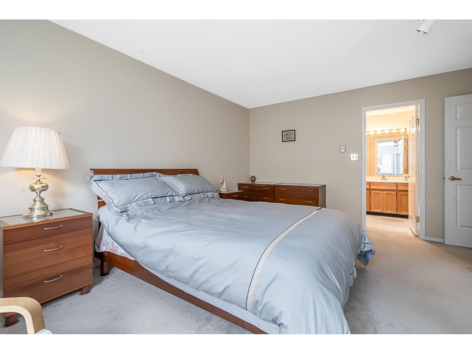 203 - 9109 154 STREET Image 24