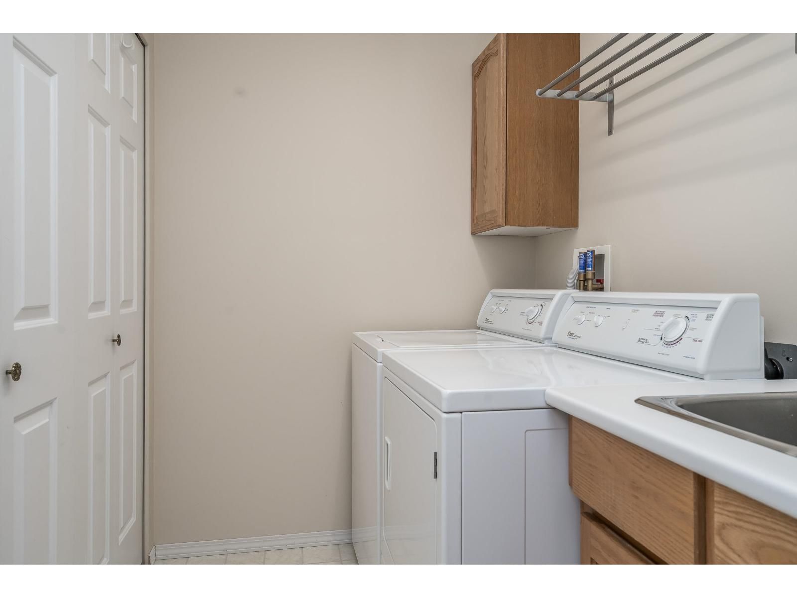 203 - 9109 154 STREET Image 30