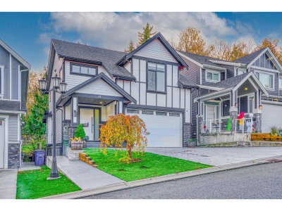 4581 SUMAS MOUNTAIN Road | Abbotsford British Columbia | Slide Image Three