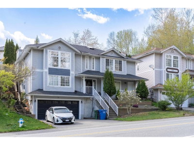 3333 BLUE JAY Street | Abbotsford British Columbia | Slide Image Three