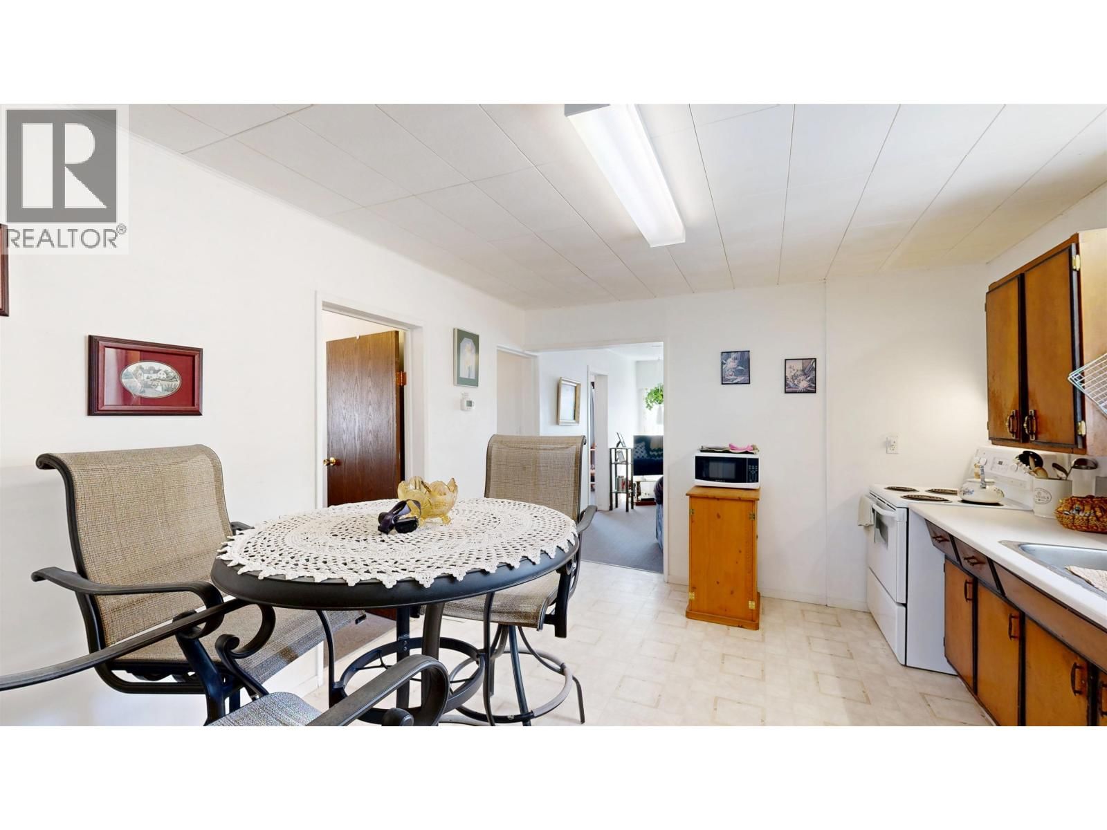 858 SCOTT ROAD Image 11