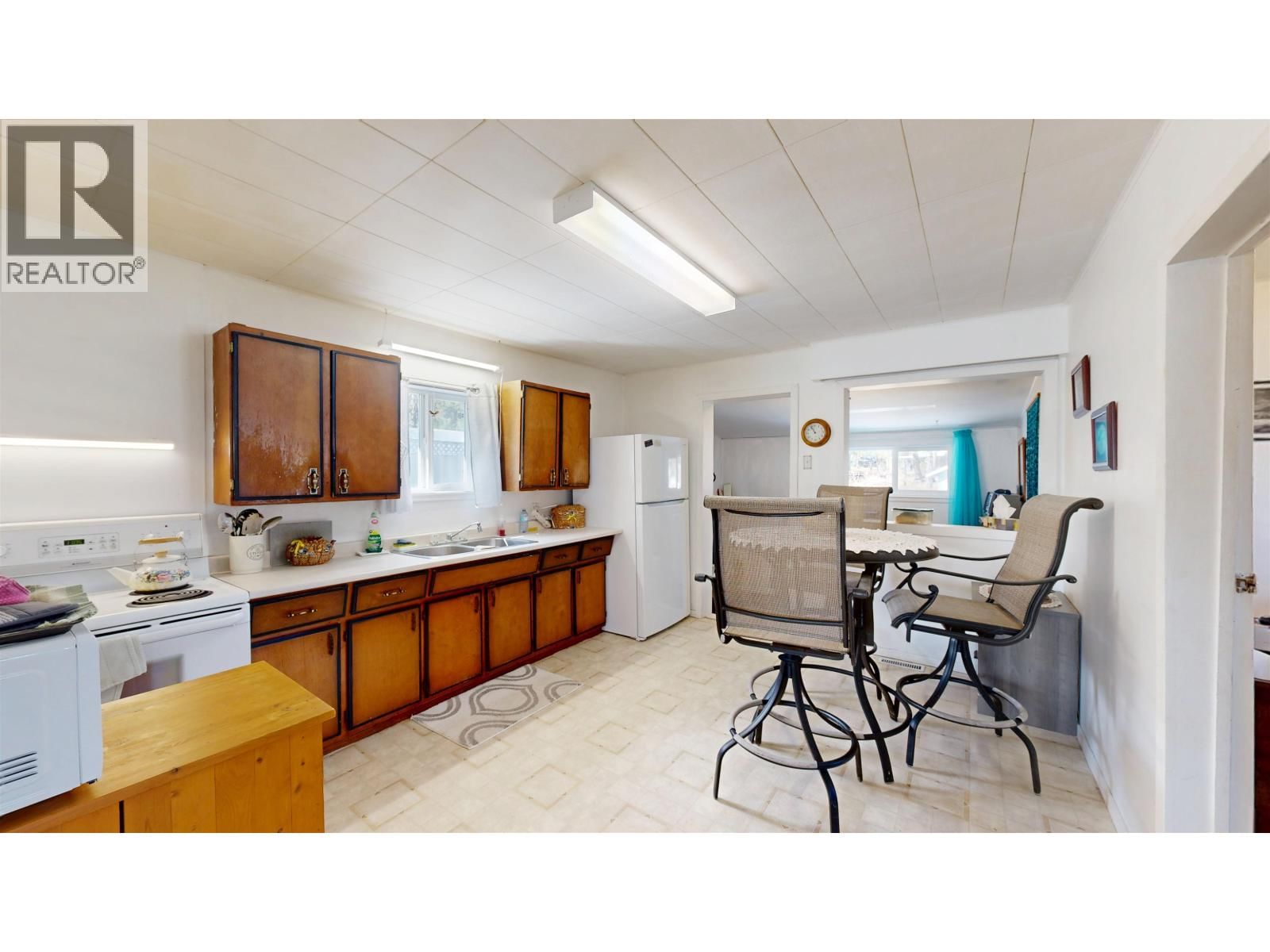 858 SCOTT ROAD Image 9